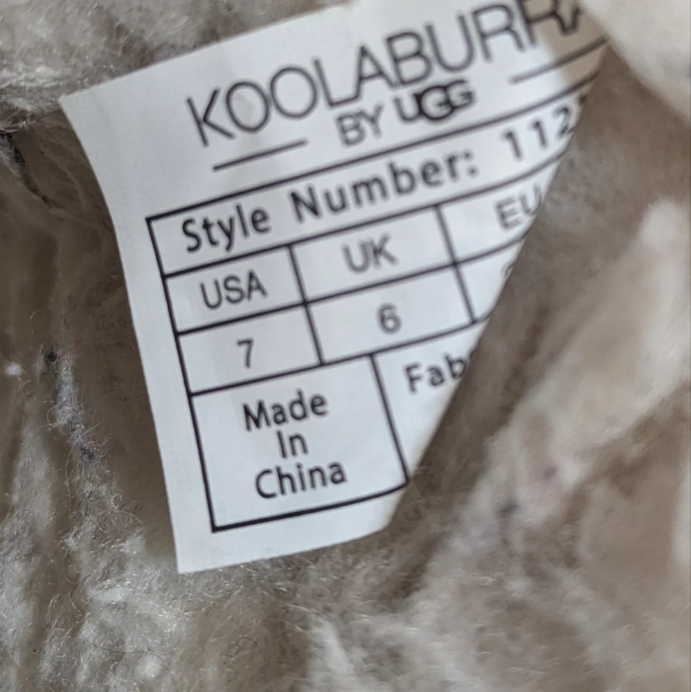 Koolaburra by UGG Toddler Pink Mini Boots Size 7 Cozy Faux Fur Lined Winter